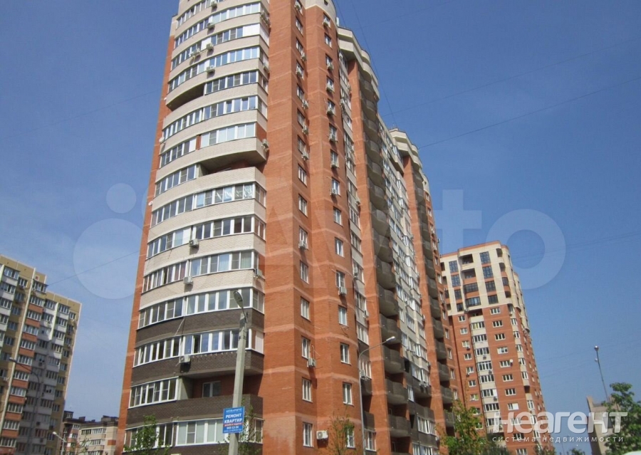 Продается 1-комнатная квартира, 47 м²