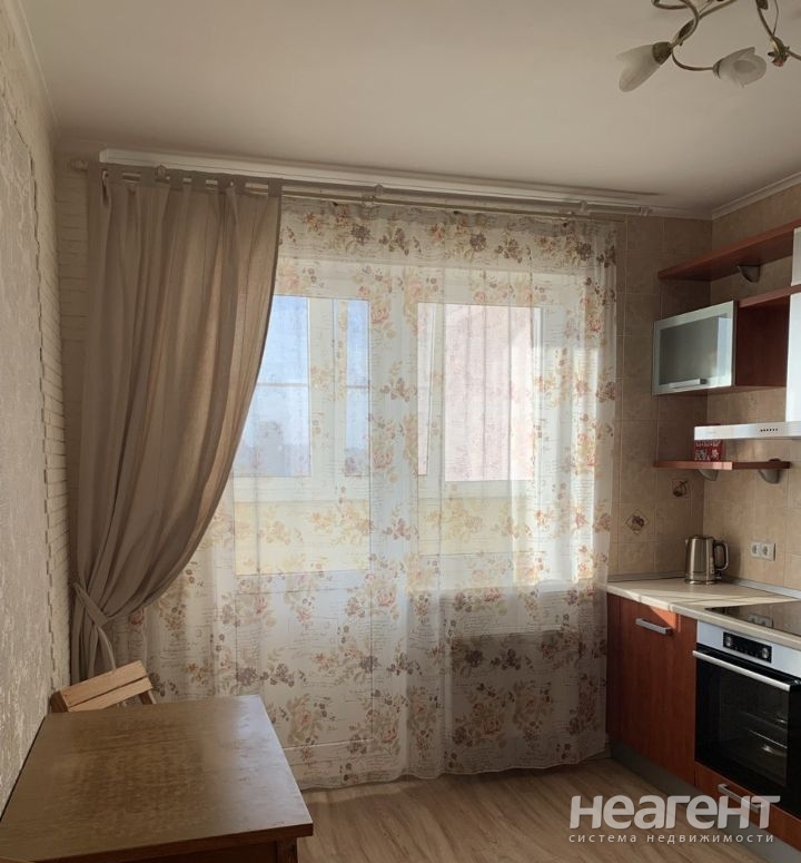 Продается 2-х комнатная квартира, 56 м²