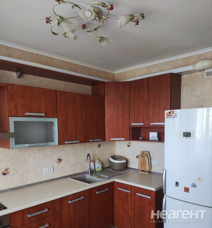 Продается 2-х комнатная квартира, 56 м²