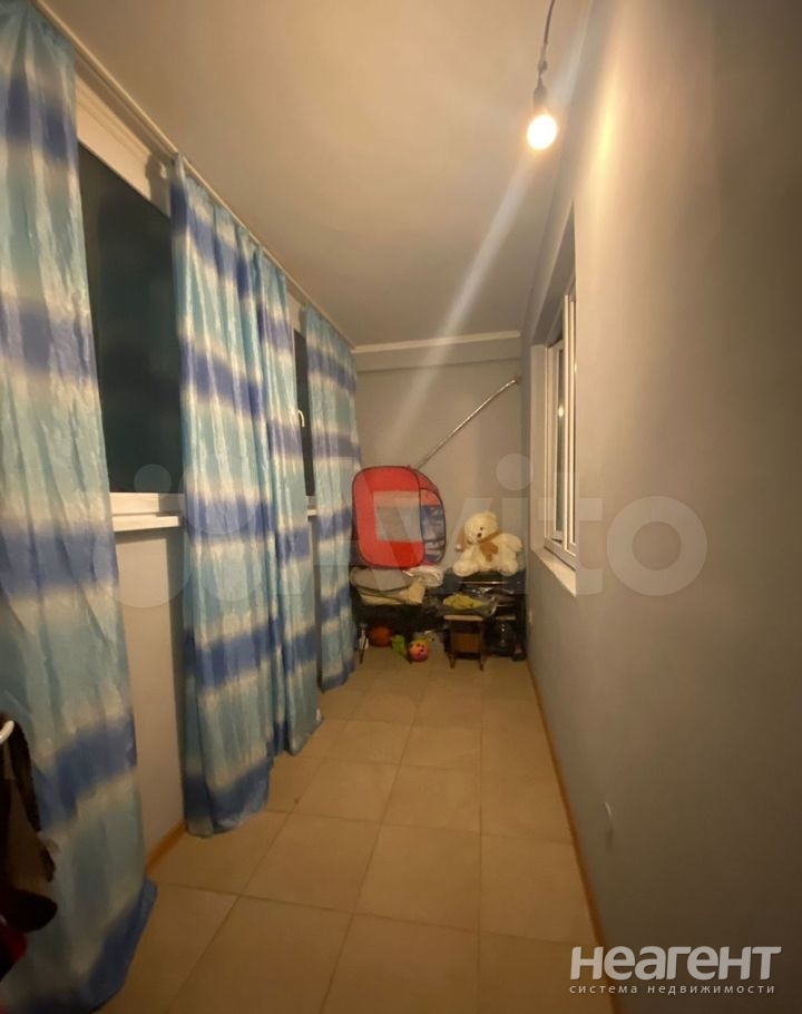 Продается 1-комнатная квартира, 45,7 м²