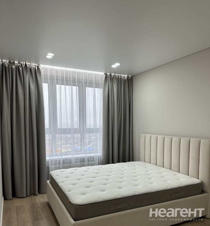 Продается 1-комнатная квартира, 38 м²