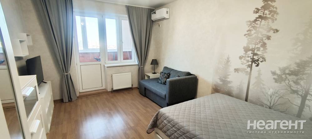 Продается 1-комнатная квартира, 39 м²