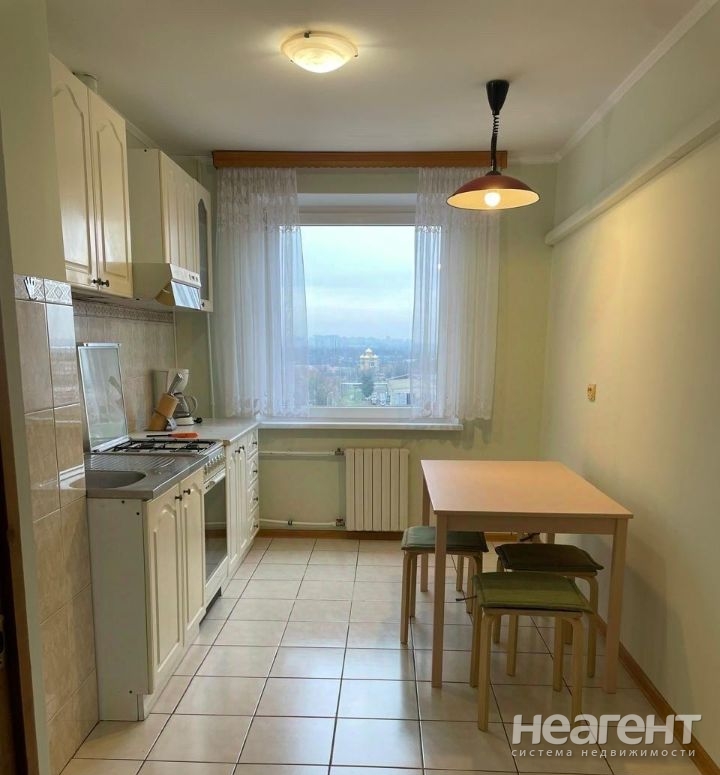 Сдается Многокомнатная квартира, 69 м²