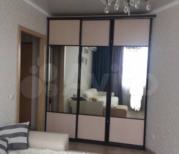 Продается 1-комнатная квартира, 35 м²