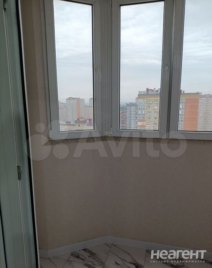 Продается 1-комнатная квартира, 42,1 м²