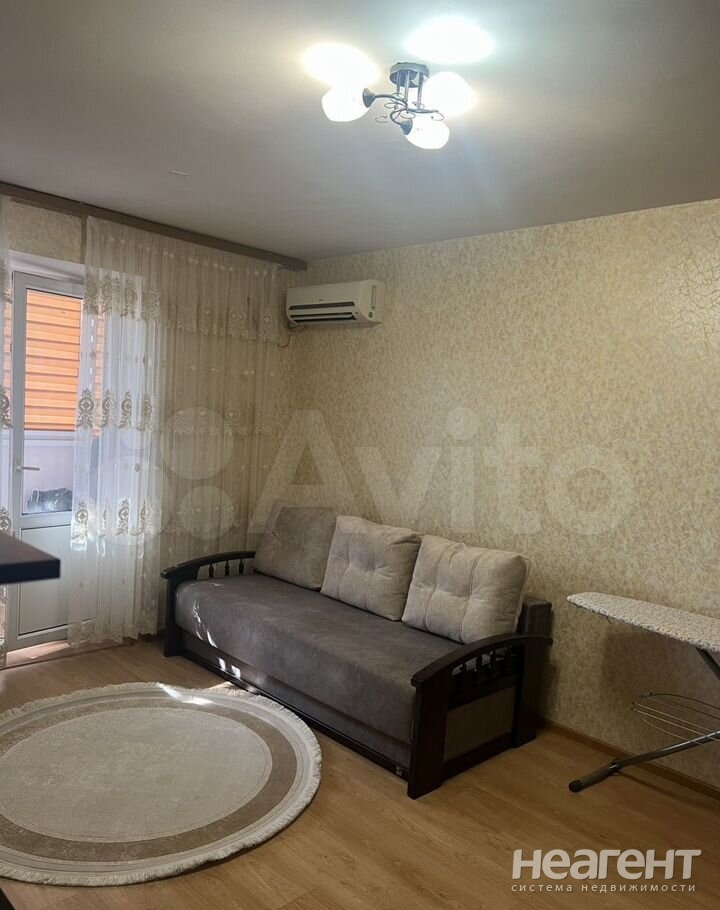 Продается 1-комнатная квартира, 36 м²