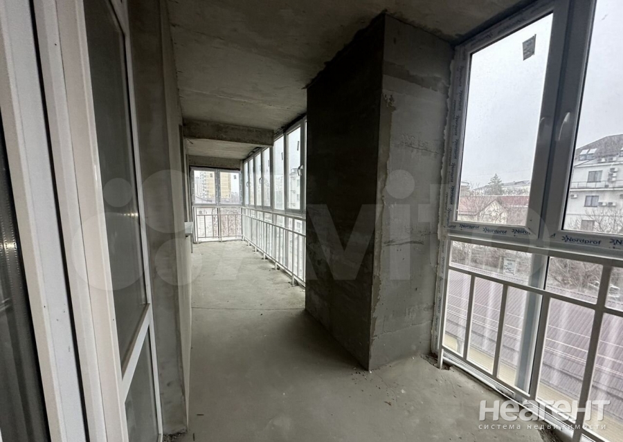 Продается 3-х комнатная квартира, 108 м²