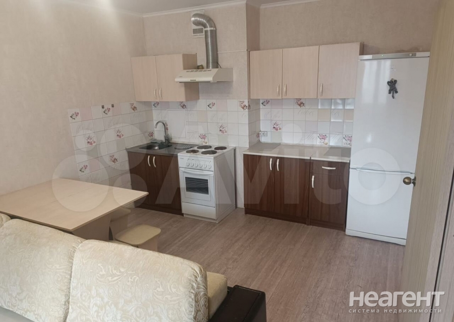 Сдается 1-комнатная квартира, 37,6 м²