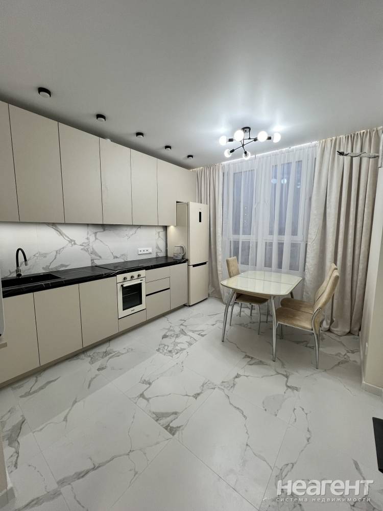 Сдается 1-комнатная квартира, 34 м²