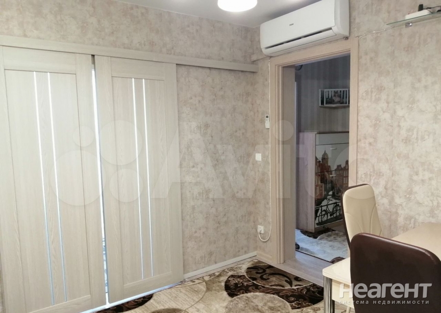 Продается 2-х комнатная квартира, 42 м²