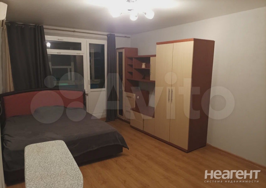 Продается 1-комнатная квартира, 33 м²