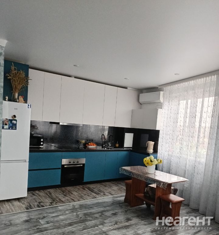 Продается 2-х комнатная квартира, 63 м²