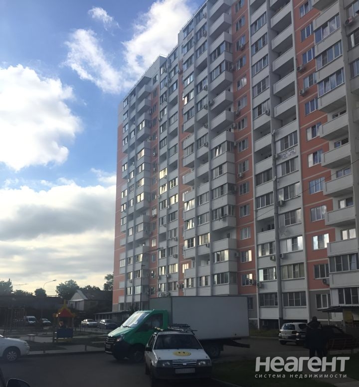 Продается 3-х комнатная квартира, 90,6 м²