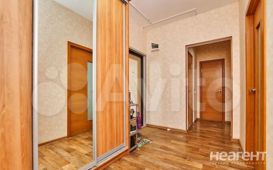 Продается 2-х комнатная квартира, 67,6 м²