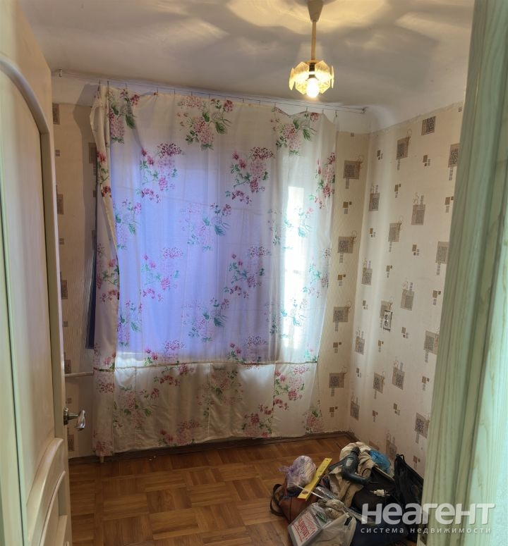 Продается 3-х комнатная квартира, 43,3 м²