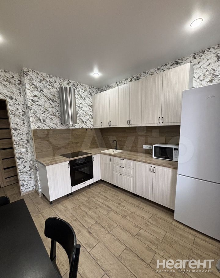 Продается 1-комнатная квартира, 35,7 м²