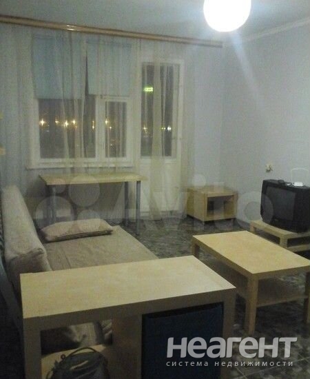 Сдается 1-комнатная квартира, 37 м²