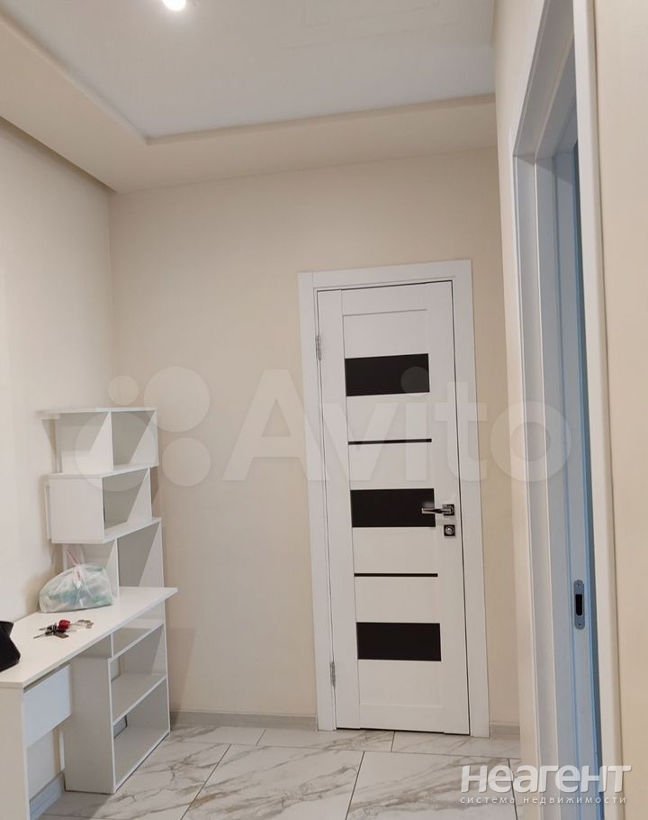 Продается 1-комнатная квартира, 37,5 м²