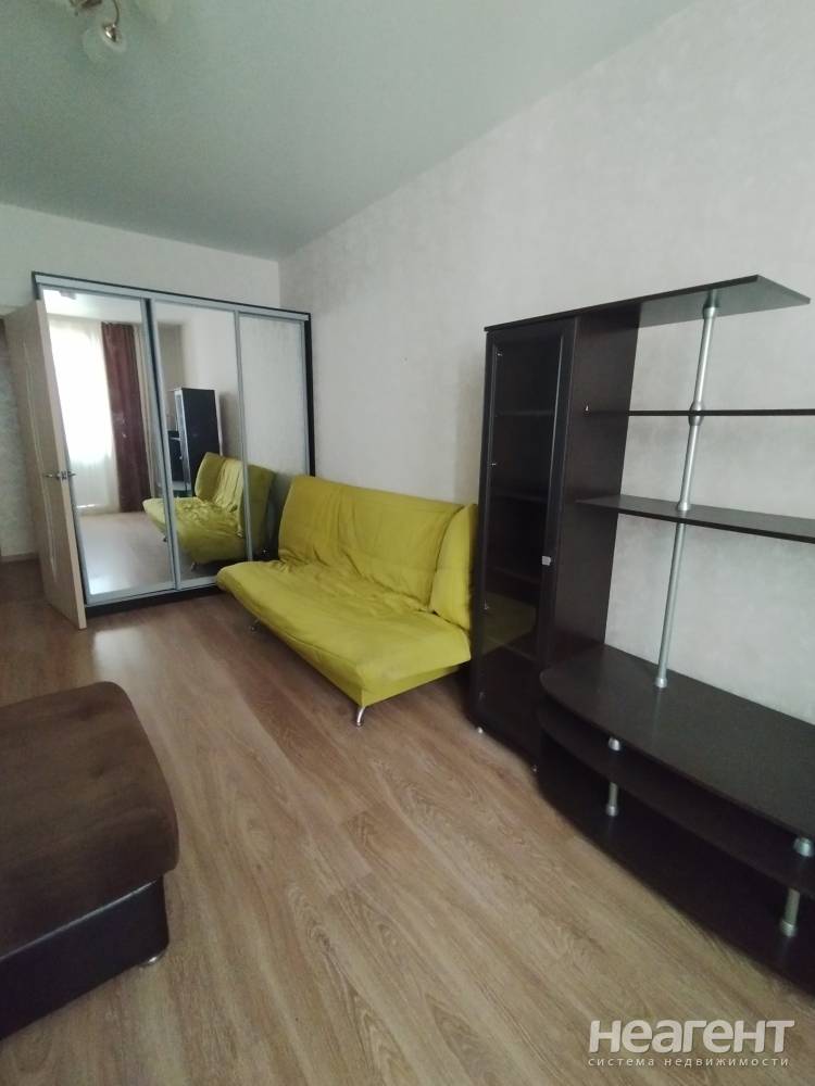 Сдается 1-комнатная квартира, 41 м²