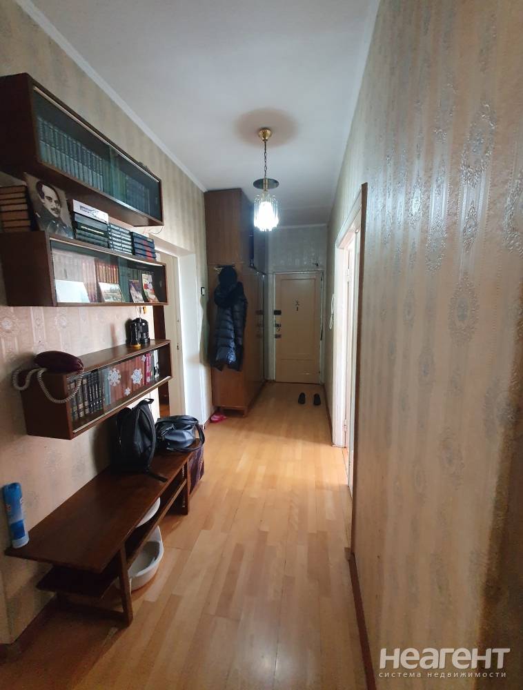 Продается 3-х комнатная квартира, 71 м²