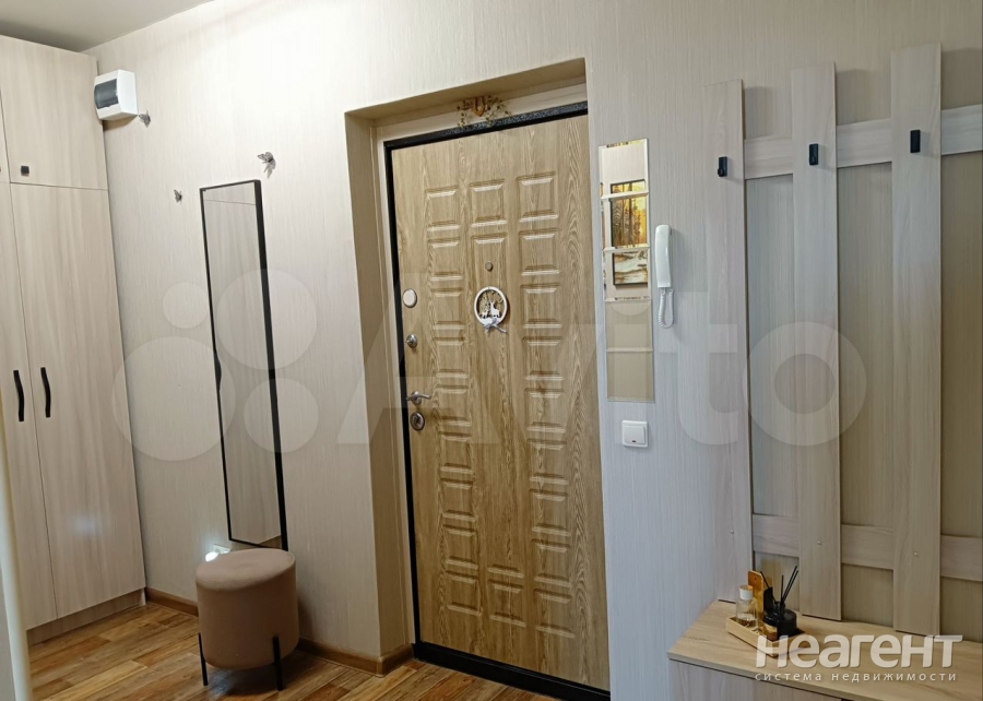 Продается 1-комнатная квартира, 42,6 м²