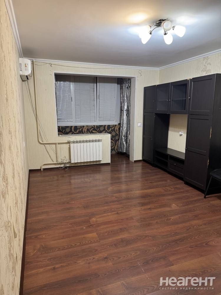 Сдается 1-комнатная квартира, 35 м²