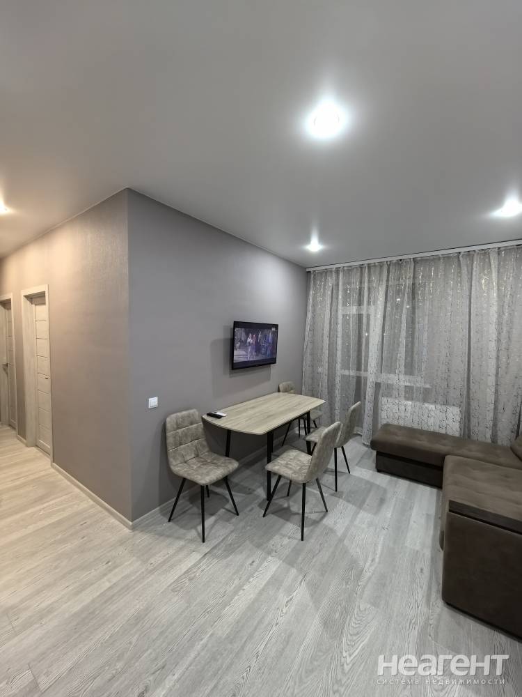 Сдается Многокомнатная квартира, 52 м²