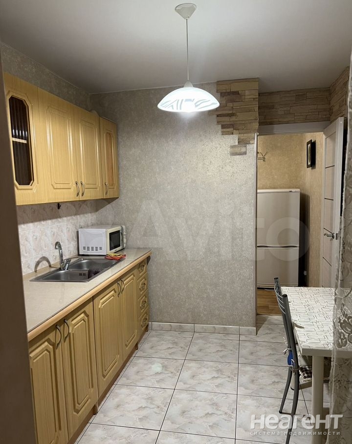 Сдается 1-комнатная квартира, 30 м²