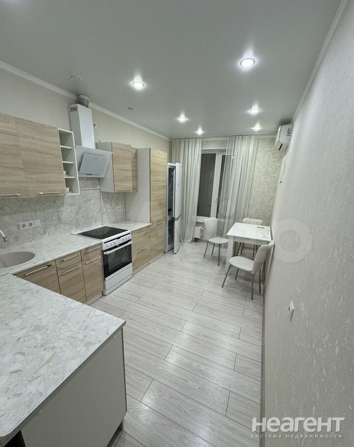 Сдается 1-комнатная квартира, 48 м²