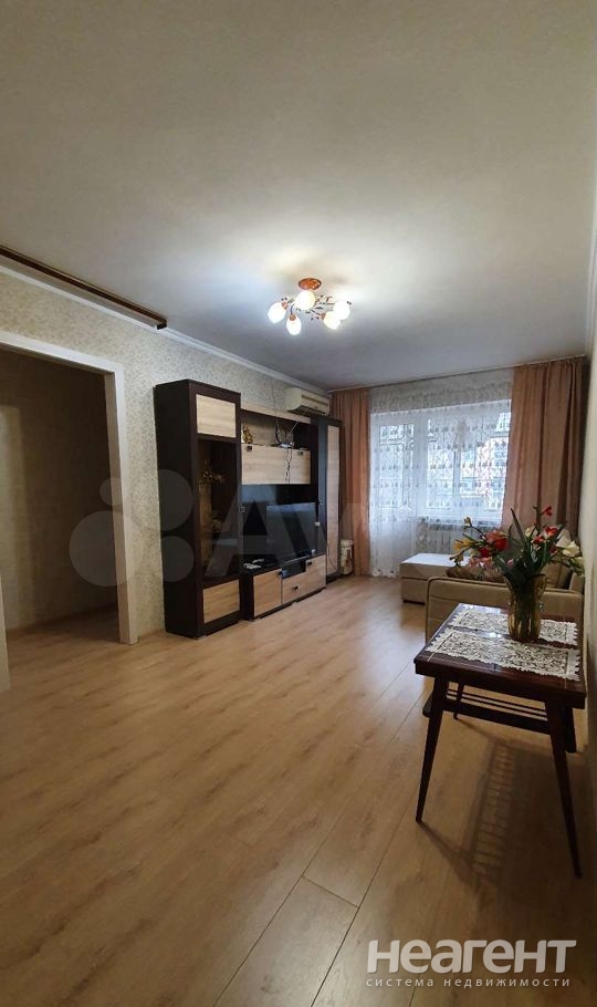 Сдается Многокомнатная квартира, 61 м²