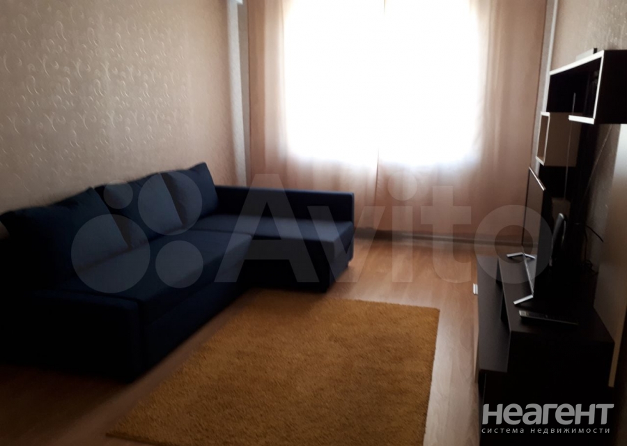 Сдается 1-комнатная квартира, 38 м²