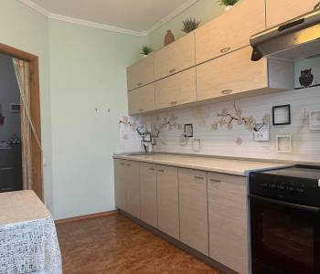 Продается 1-комнатная квартира, 45,7 м²