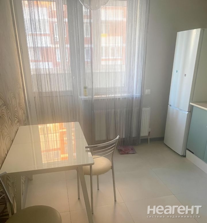 Сдается 1-комнатная квартира, 36 м²