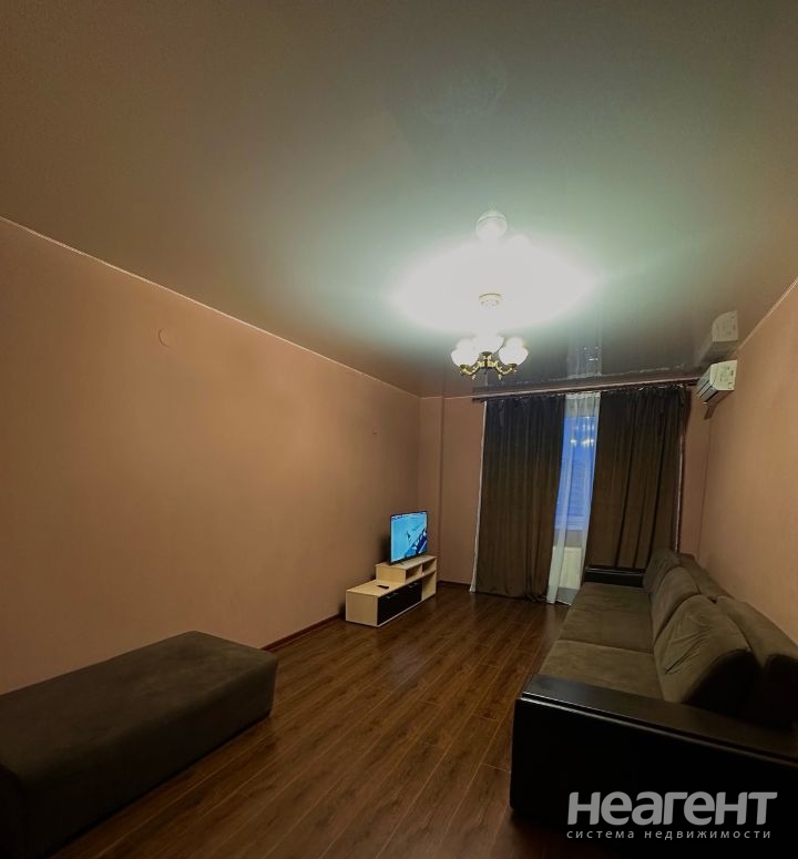 Сдается 2-х комнатная квартира, 69 м²