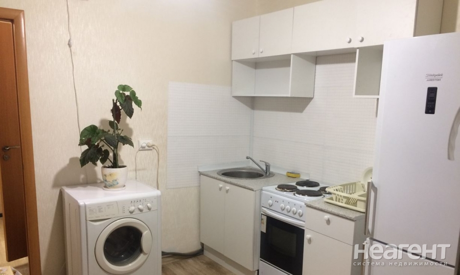 Сдается 1-комнатная квартира, 35 м²