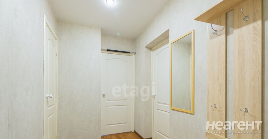 Продается 1-комнатная квартира, 37,6 м²