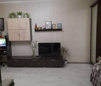 Продается 1-комнатная квартира, 46 м²