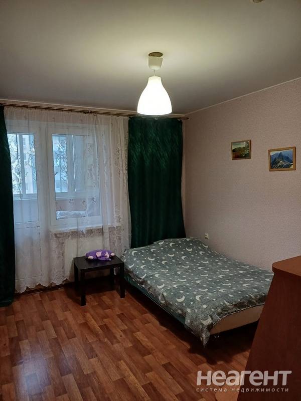 Сдается 2-х комнатная квартира, 64 м²