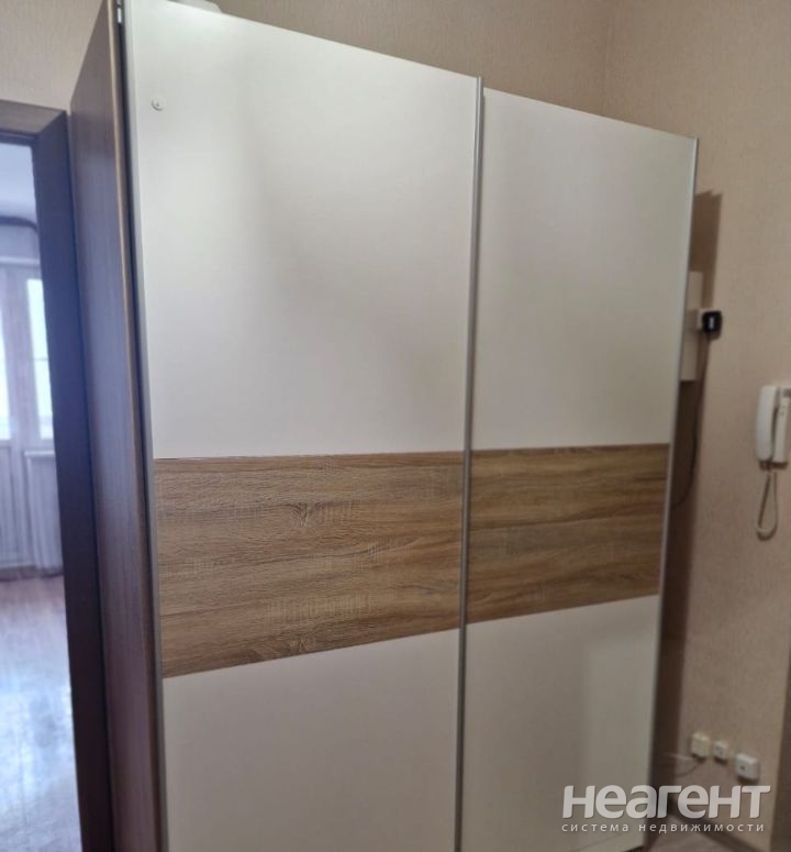 Сдается 2-х комнатная квартира, 60 м²