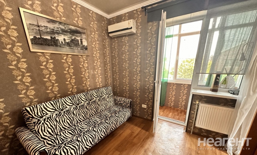 Продается 2-х комнатная квартира, 42 м²