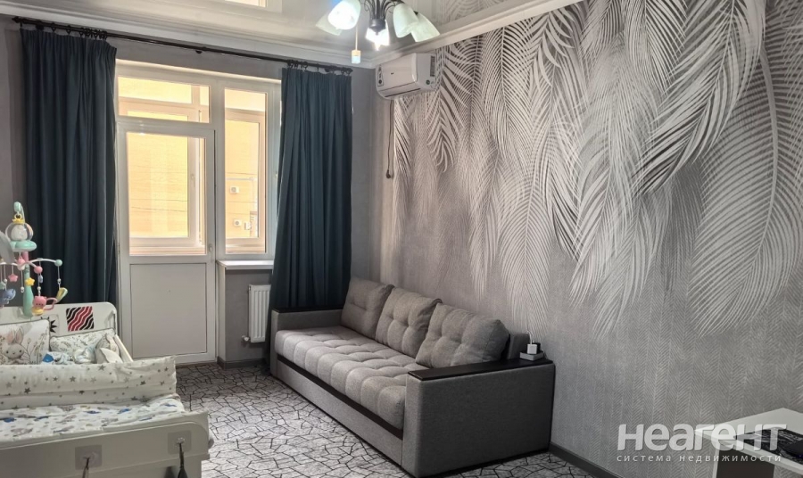 Продается 1-комнатная квартира, 43,2 м²