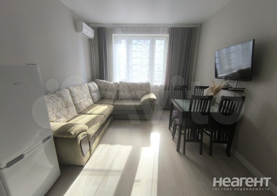 Продается 1-комнатная квартира, 39,3 м²