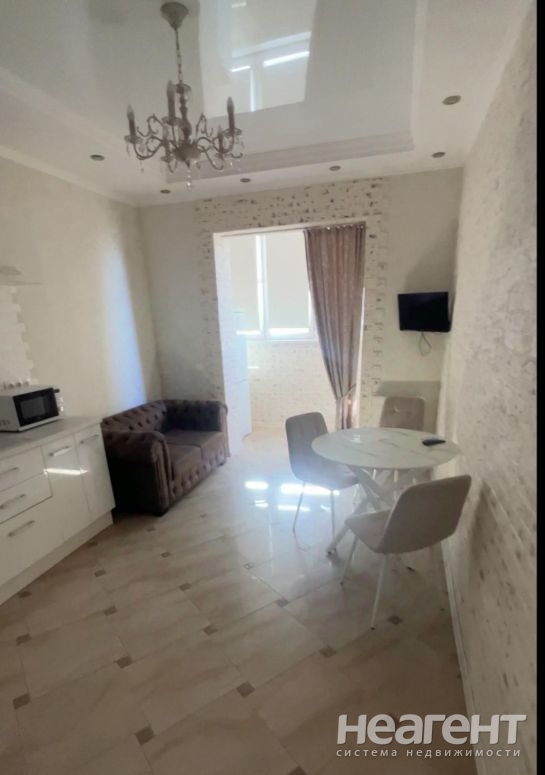 Сдается 1-комнатная квартира, 47,3 м²