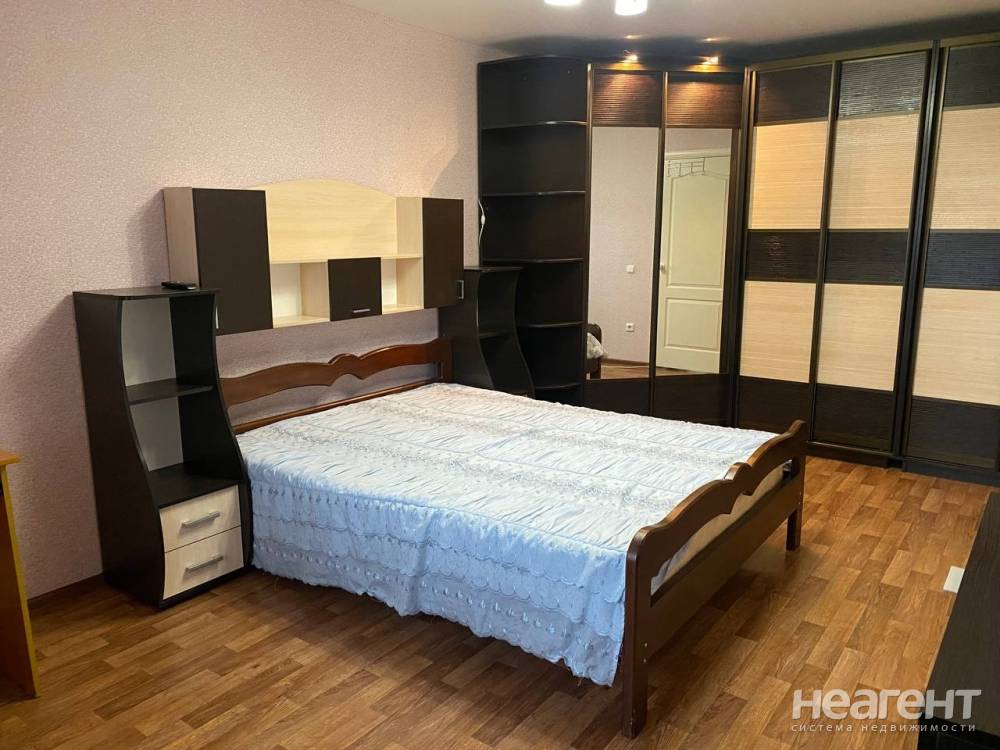 Сдается 1-комнатная квартира, 45 м²