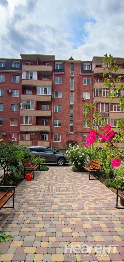 Продается 1-комнатная квартира, 45 м²