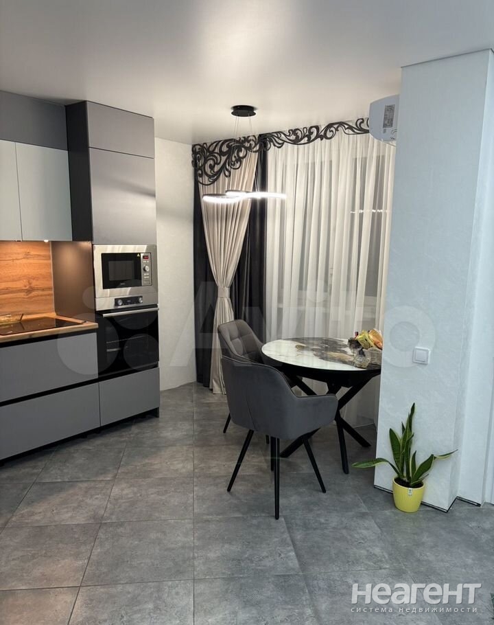 Продается 3-х комнатная квартира, 80 м²