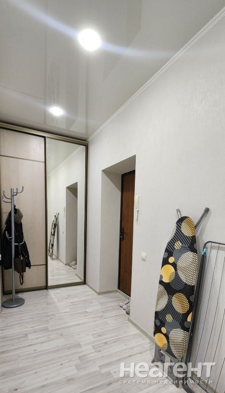 Сдается 1-комнатная квартира, 40 м²