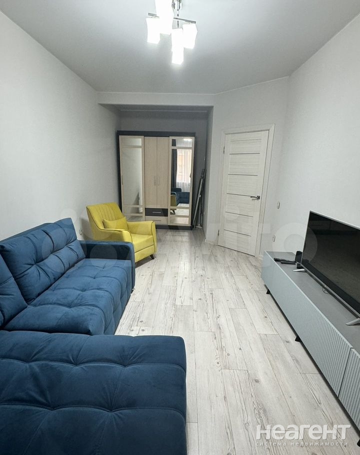 Сдается 1-комнатная квартира, 41 м²