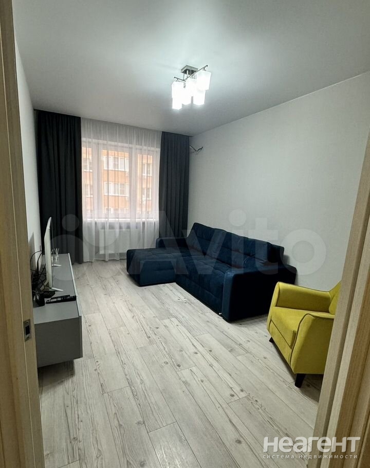 Сдается 1-комнатная квартира, 41 м²