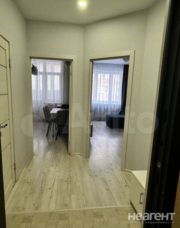 Сдается 1-комнатная квартира, 41 м²